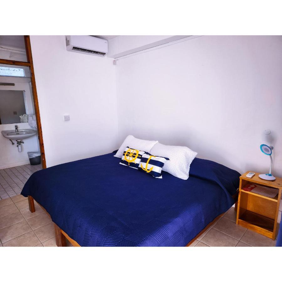 Oemanagement Rooms Roseau Exterior foto